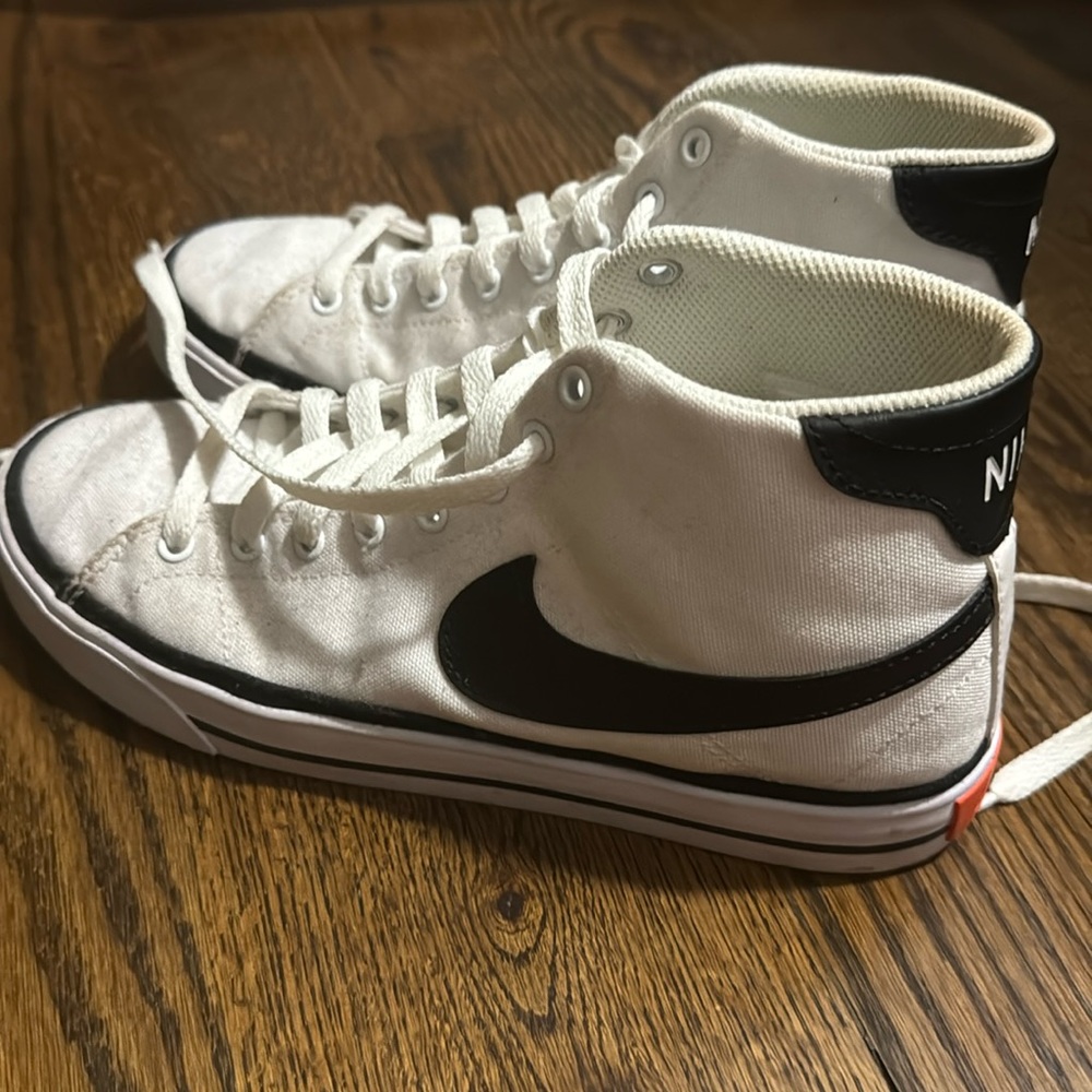 Nike High Top shoes